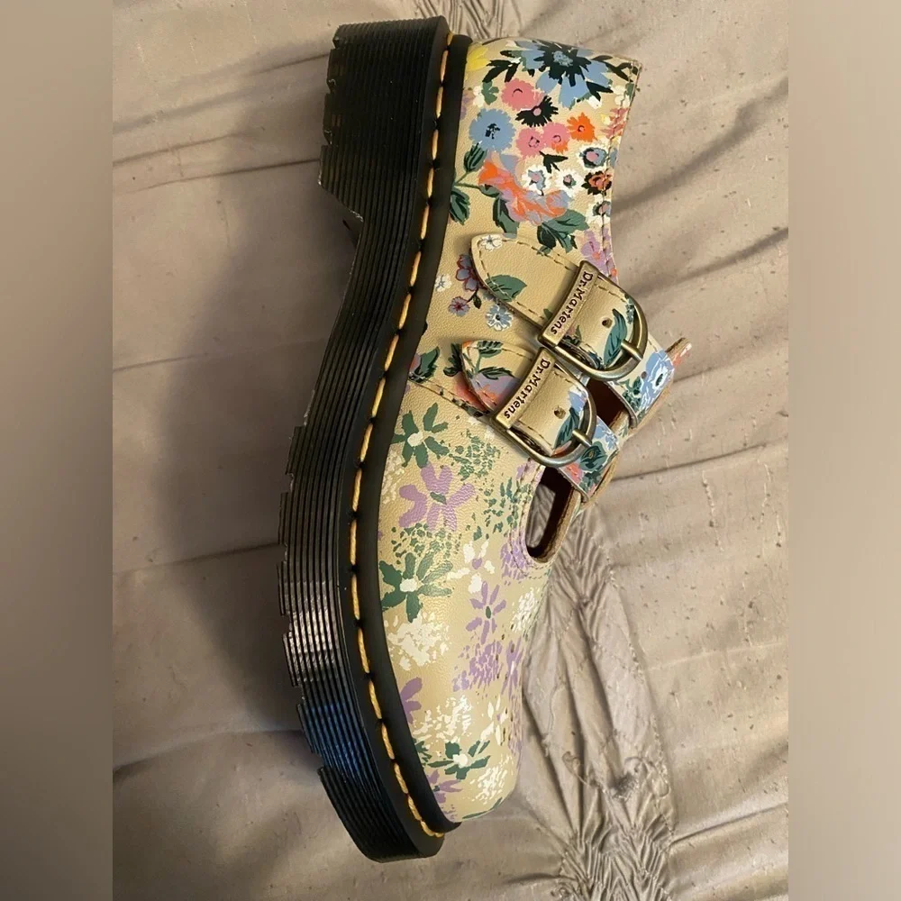NWOT Dr. Martens 8065‎ Floral Mash Up Leather Mary Jane 'Parchment Beige Size 5 - Picture 7 of 13